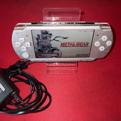 Console psp sony - 2004, silver