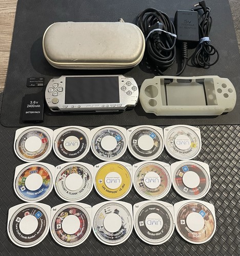 Console sony psp - 2004, argento